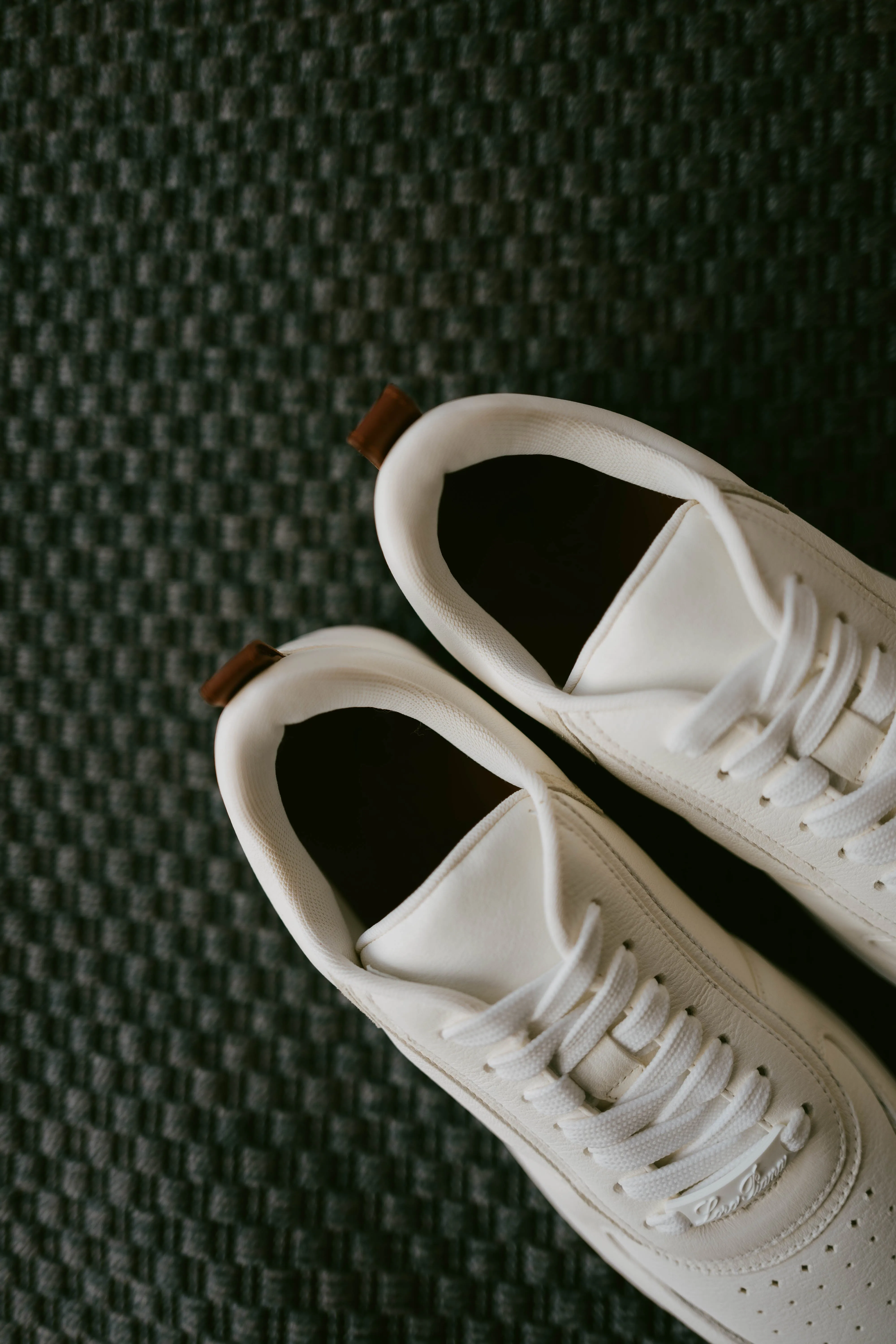 Newport Walk Sneakers