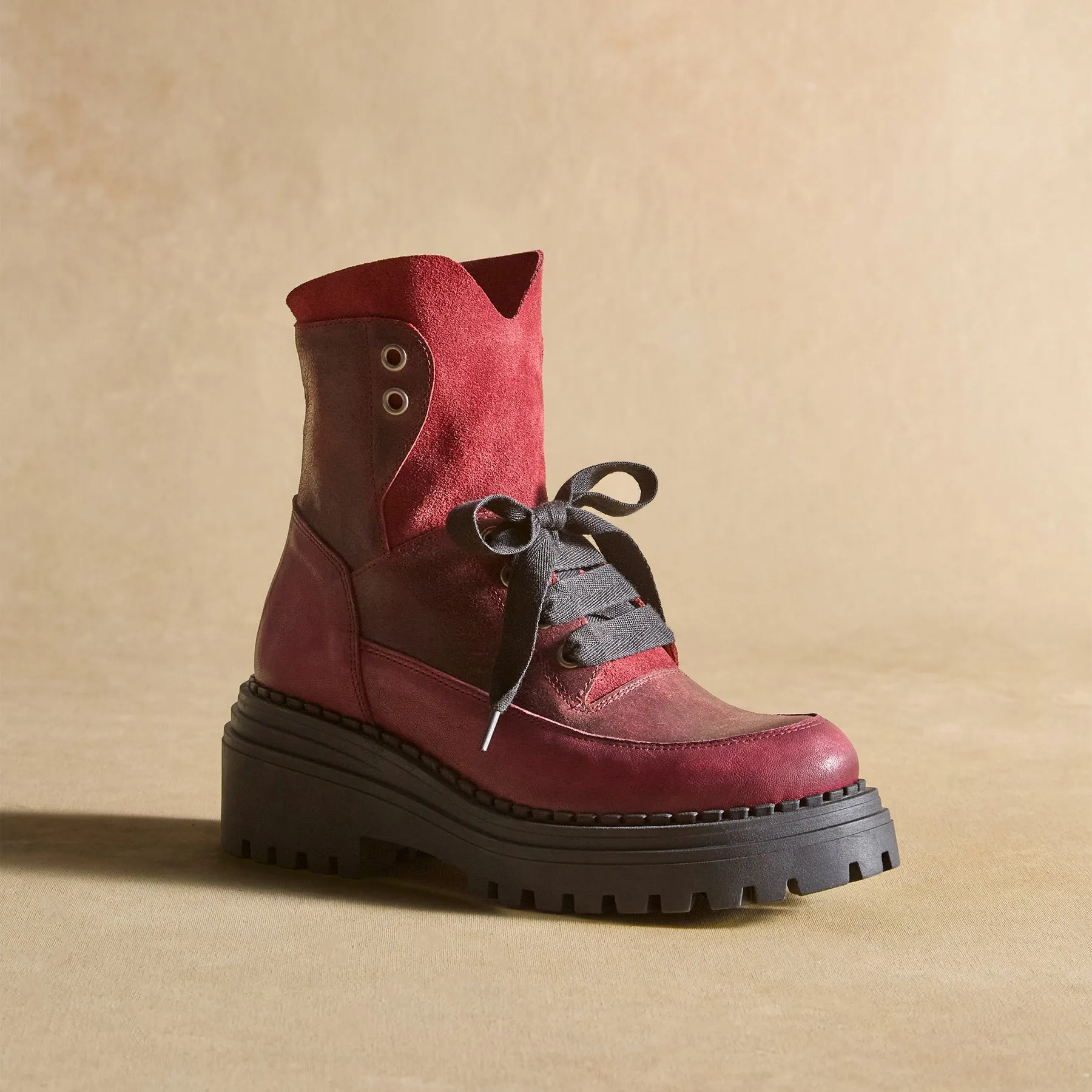 Tirol Boots